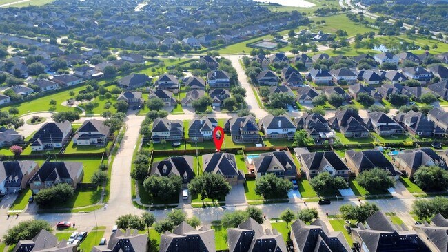 Building Photo - 5038 Gold Haven Dr