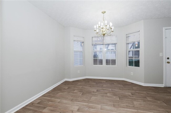 Building Photo - 5896 Strathmoor Manor Cir