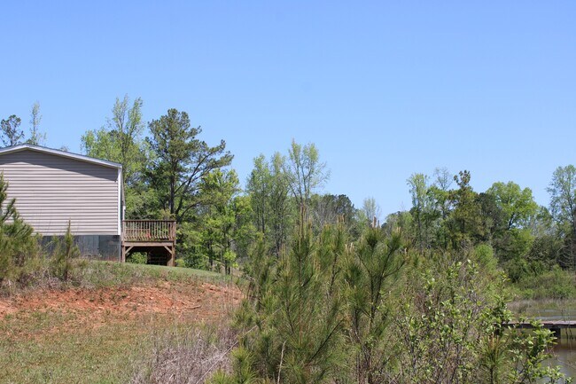 Building Photo - 818 W Grantville Rd