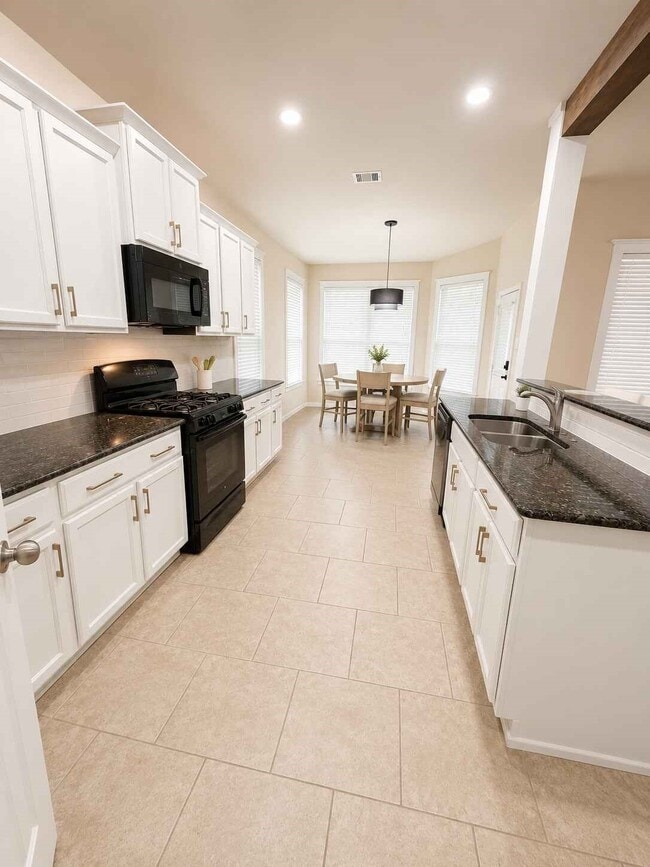 Building Photo - 21570 Spear Valley Ln