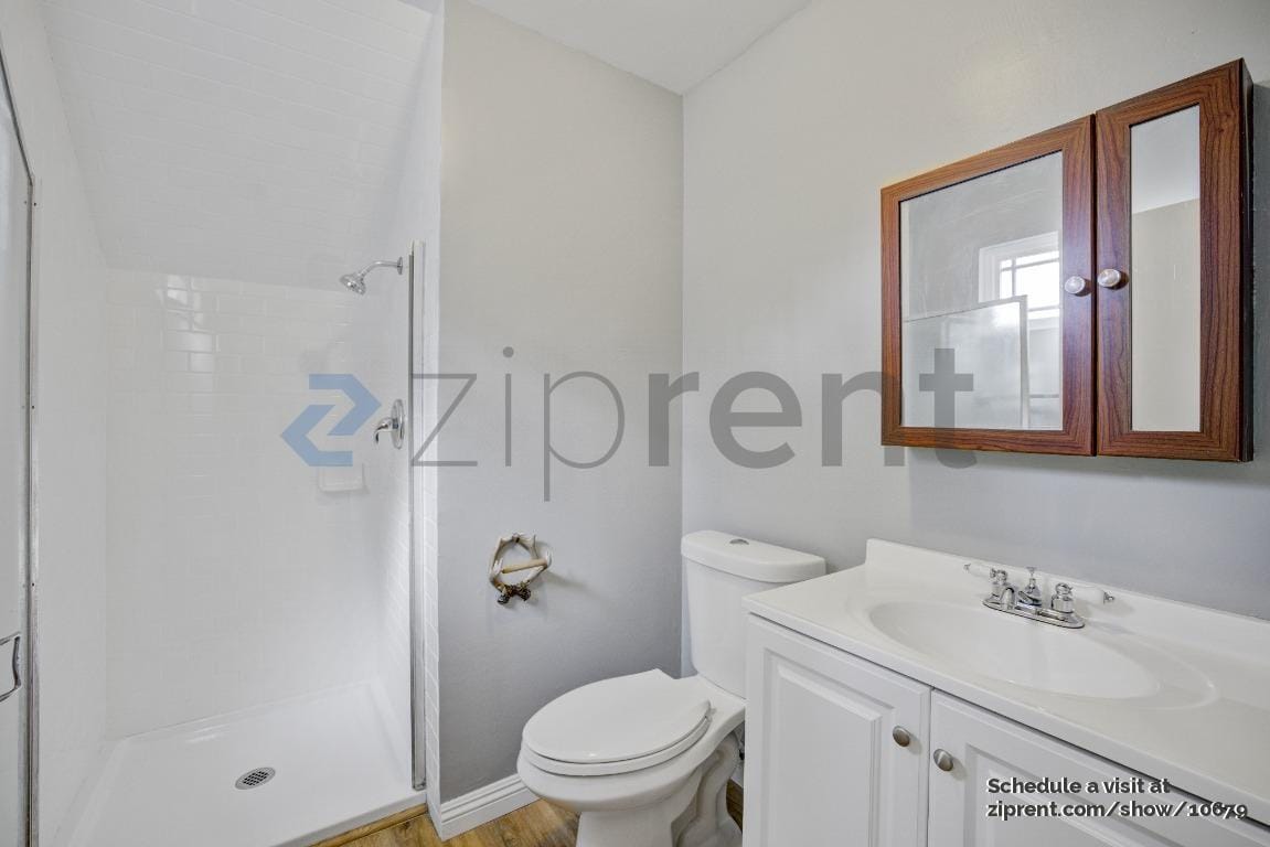 Building Photo - Unit