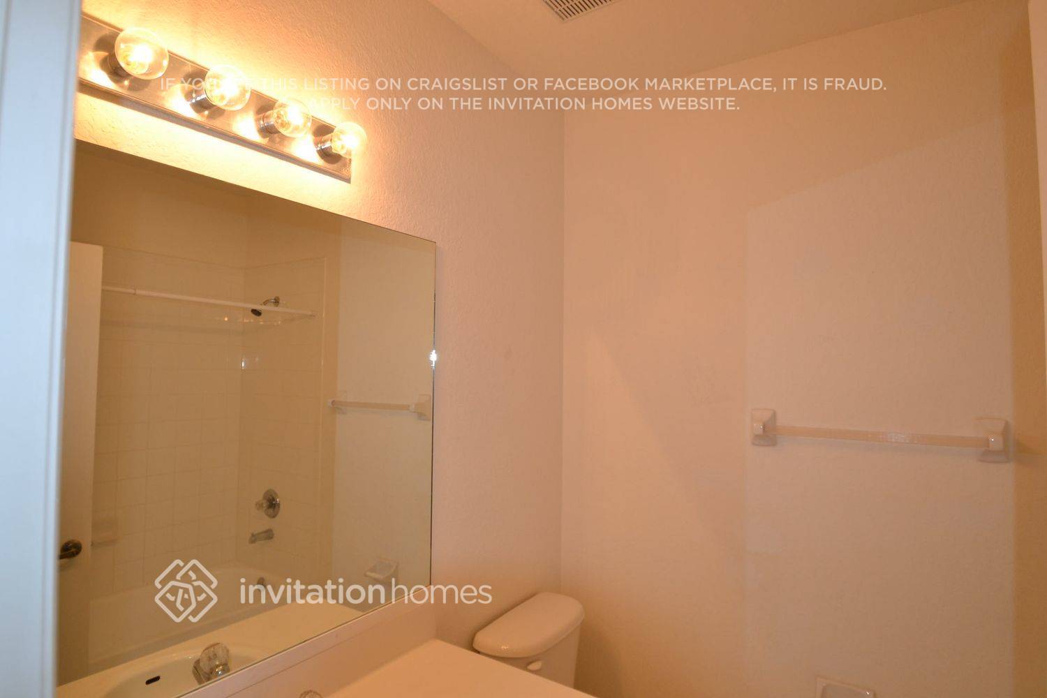 Building Photo - 7732 NW 114th Pl