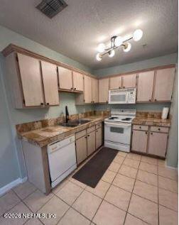 Building Photo - 1655 The Greens Way