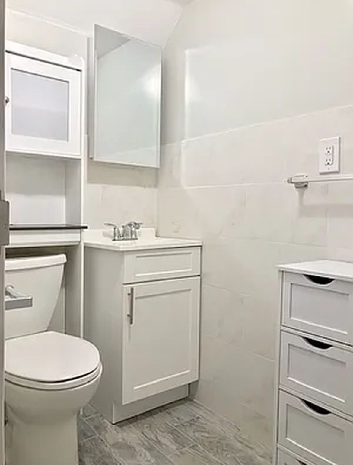 Building Photo - 556 W 161st St
