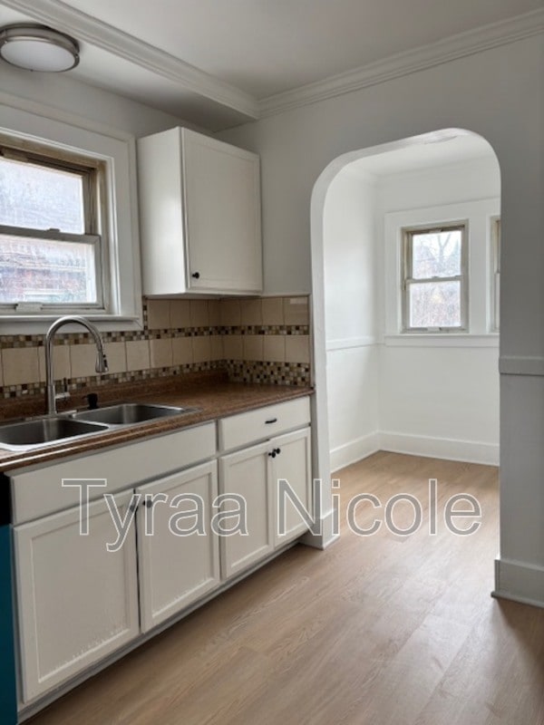 Building Photo - 15353 Lauder St