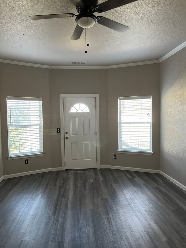 Building Photo - 2820 East St