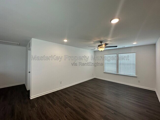 Building Photo - 1202 Briar Gate Dr