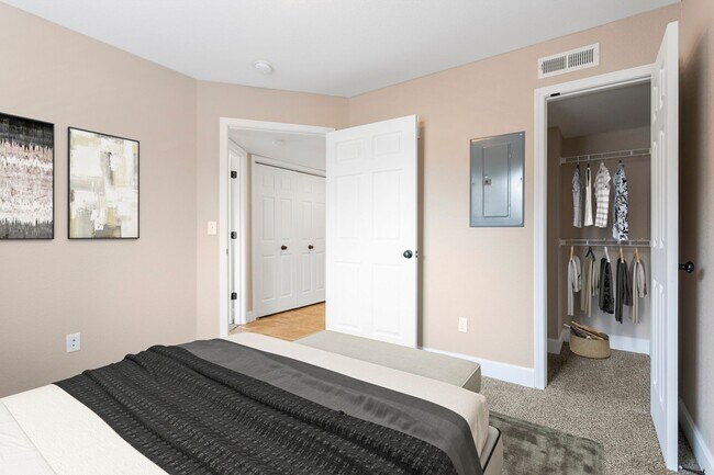 Building Photo - You can afford to dwell well at Crosswinds Apartments