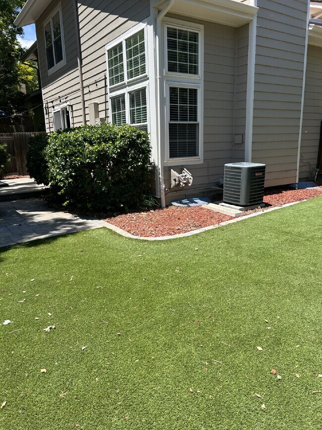 Building Photo - 7610 E Gunnison Pl
