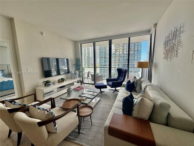 Building Photo - 88 SW 7th St