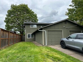 Building Photo - 776-778 W. Quinalt St.