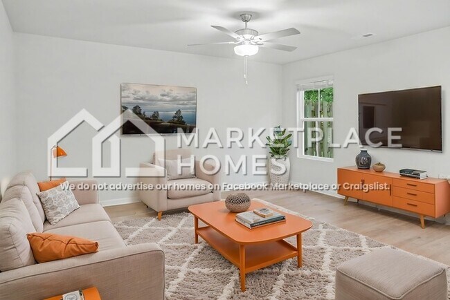 Building Photo - 4159 Hudson Ct SW