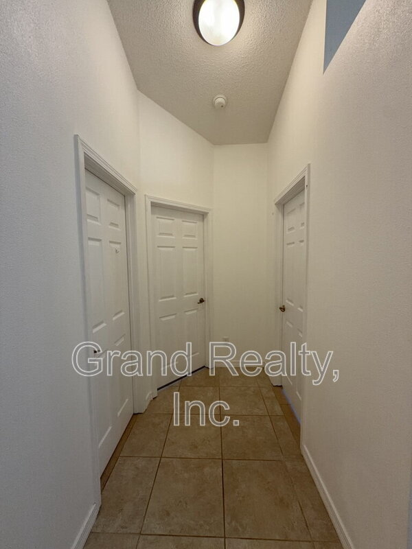 Building Photo - 4857 Makenna Cir