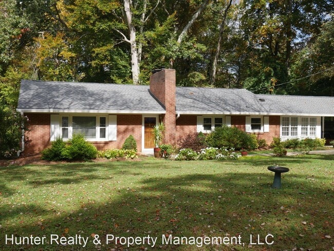 Building Photo - 4 br, 3 bath House - 3909 Guinevere Lane