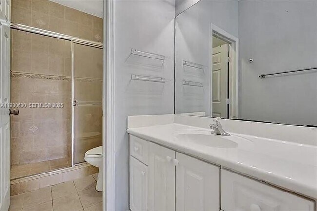 Building Photo - 2325 Mariner Ct