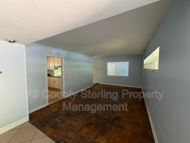 Building Photo - 123 NW 26th St