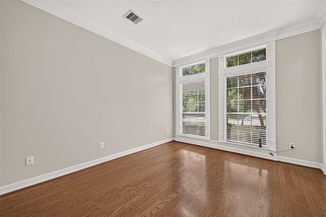 Building Photo - 1715 Lake Quitman Dr
