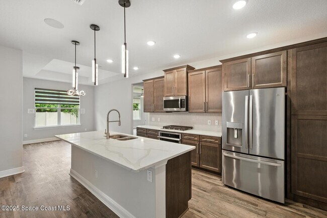 Building Photo - 1752 Killian Dr