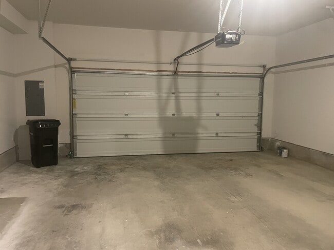 Building Photo - 2021 Crooked Bow Dr