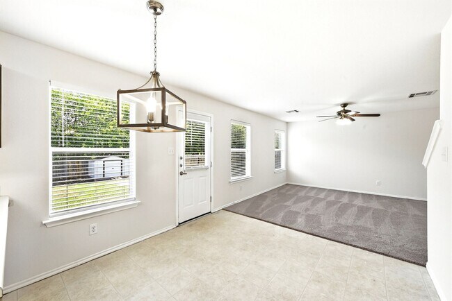Building Photo - 220 Peppergrass Cove