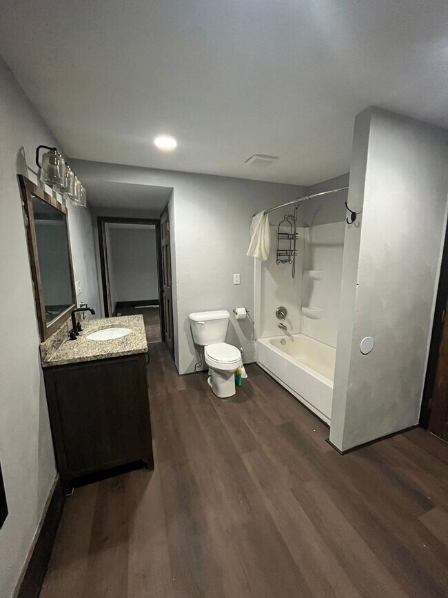Building Photo - 2 Bedroom home available in Cherry Valley