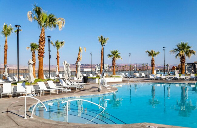 Building Photo - 5801 S Garnet Dr