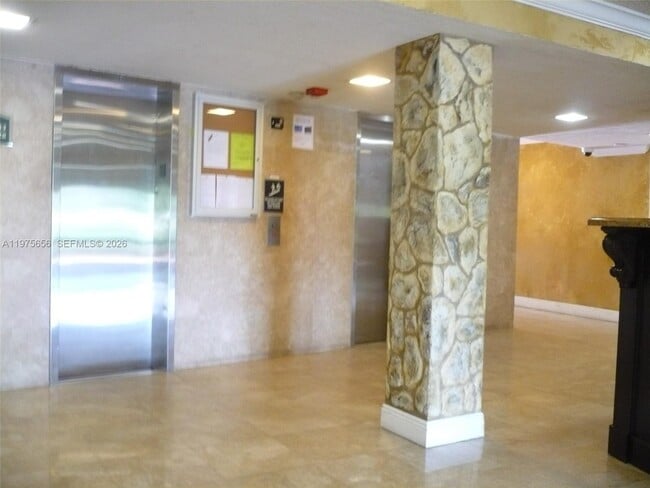 Building Photo - 1650 Sans Souci Blvd