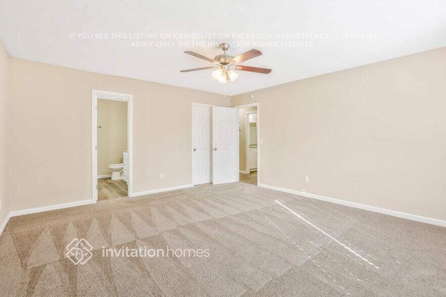 Building Photo - 610 Woodcrest Manor Dr