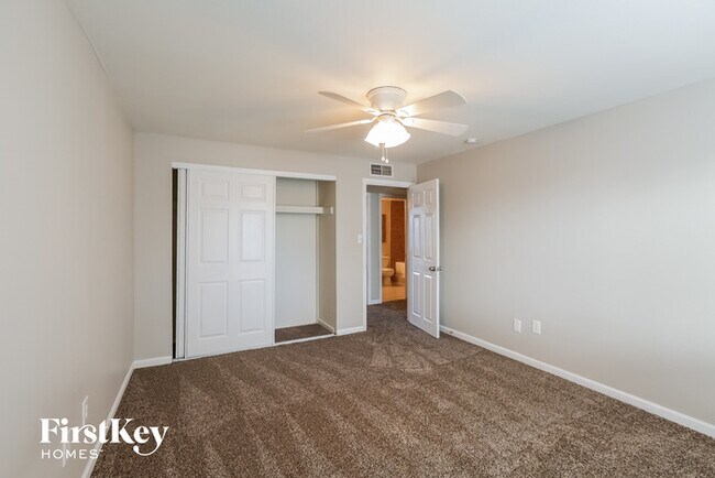 Building Photo - 13248 N 38th Pl