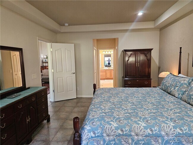 Building Photo - 1369 W Diamond Shore Loop