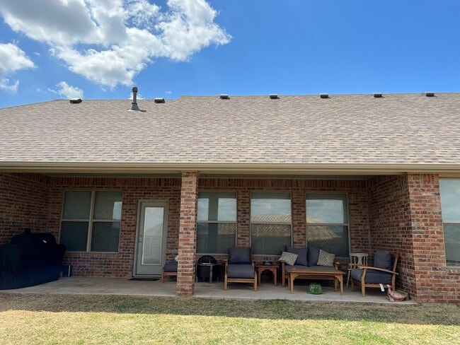 Building Photo - 13682 Cornwallis Dr