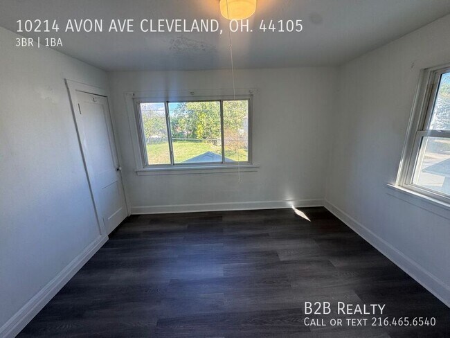 Building Photo - 10214 Avon Ave