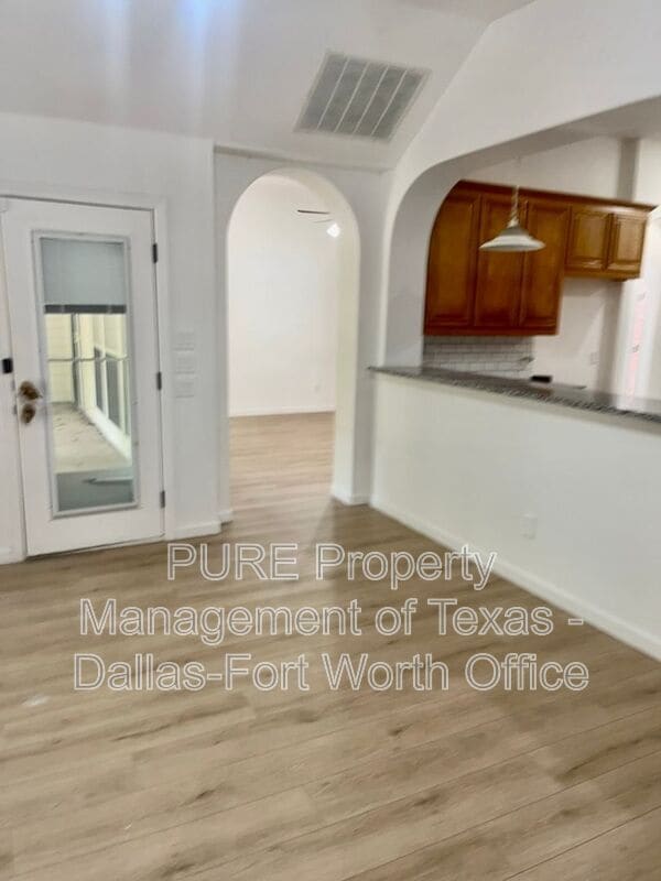 Building Photo - 3507 Blue Forest Dr