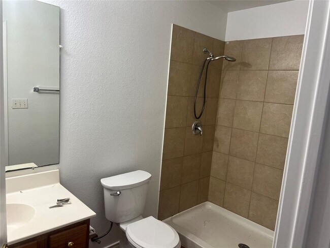 Building Photo - 6109 Club Terrace