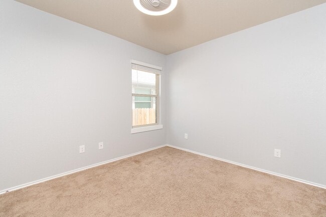 Building Photo - 4831 Rosaline Dr