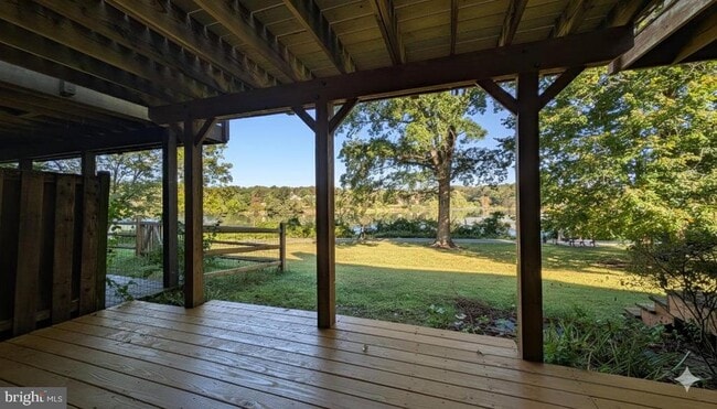 Building Photo - 18730 Martins Landing Dr