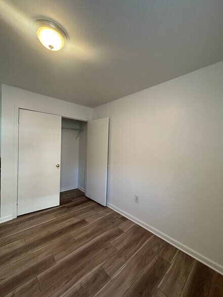 Building Photo - 836 N Preston St