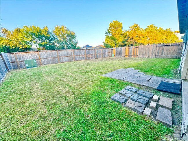 Building Photo - 12411 Meadow Frost Ln