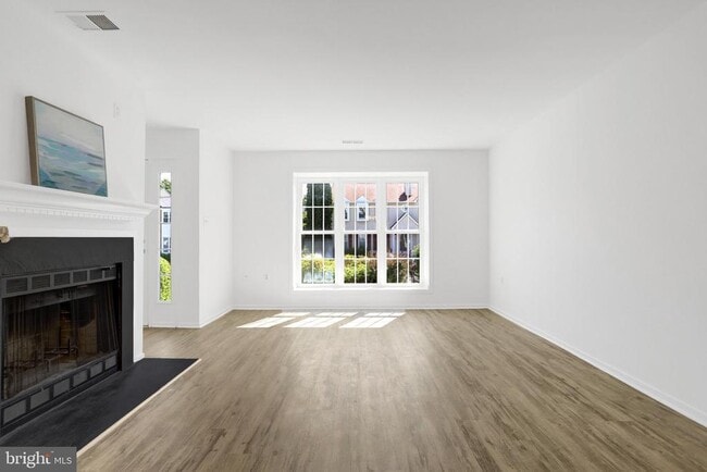 Building Photo - 7825 Harrowgate Cir