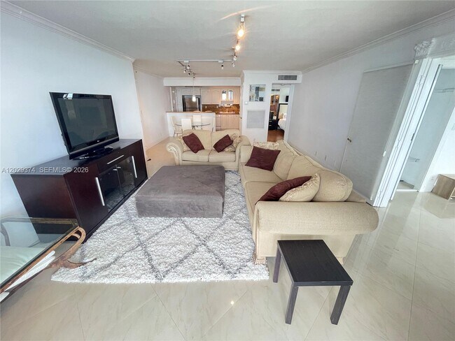 Building Photo - 9195 Collins Ave