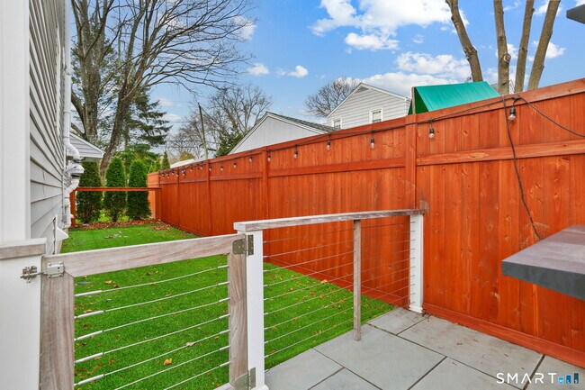 Building Photo - 86 New St