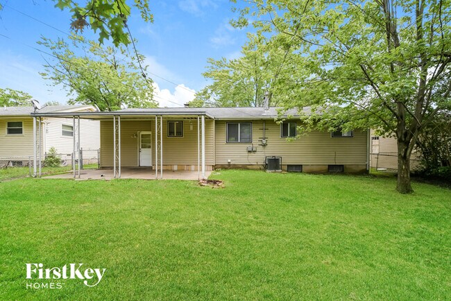 Building Photo - 2725 Benne Dr