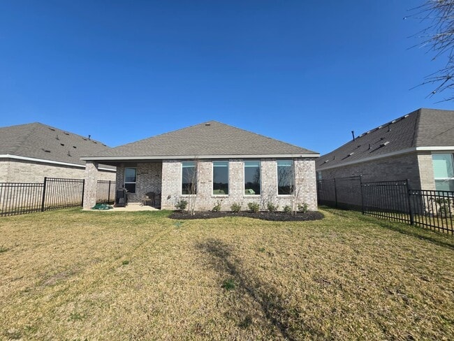 Building Photo - 3061 Avenida Sonoma Dr