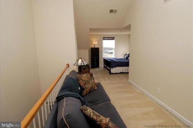 Master Bedroom/living #2 - 650 9th St SW