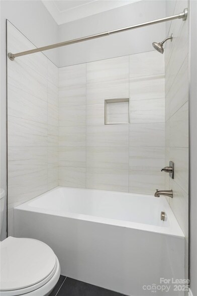 Building Photo - 805 Naples Dr