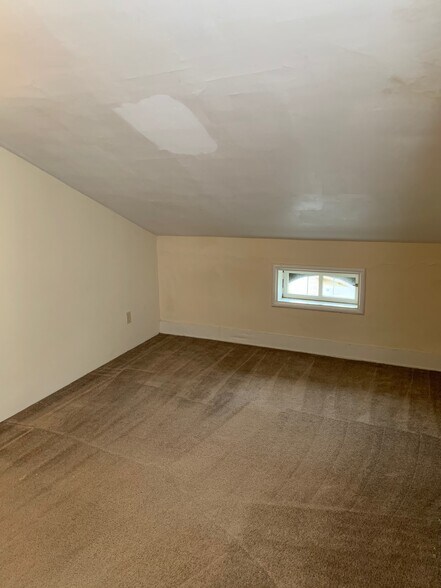 Building Photo - 2437 Ohio Ave