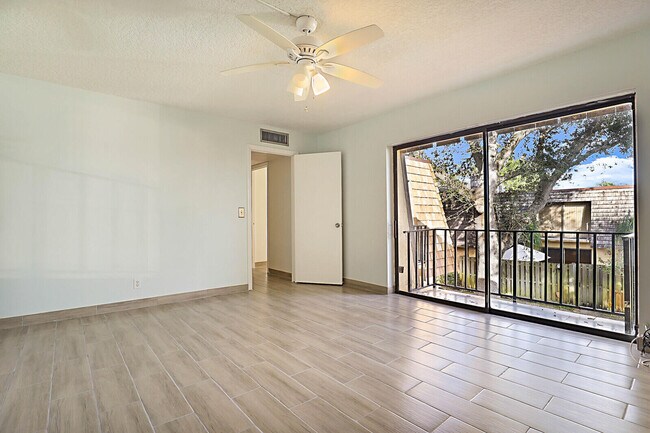 Building Photo - 253 Woodland Rd