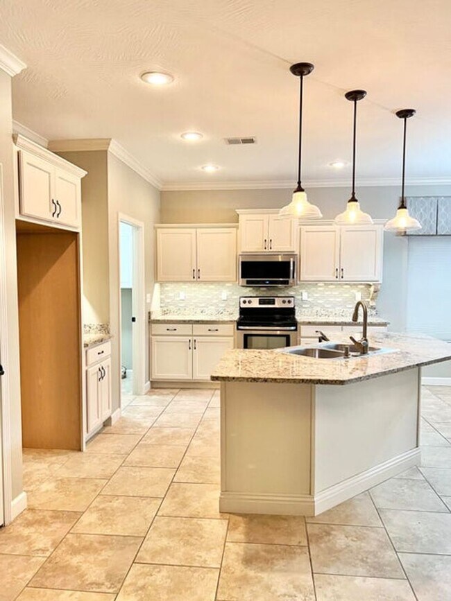 Building Photo - Duplex in Siena Estates at Branson Hills