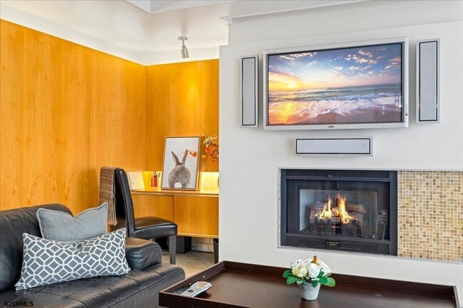 Building Photo - 7701 Atlantic Ave