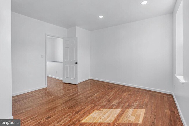 Building Photo - 1719 S 18th St
